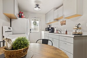 Fridge, microwave, oven, coffee/tea maker