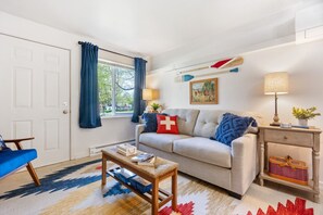 Televisión, chimenea