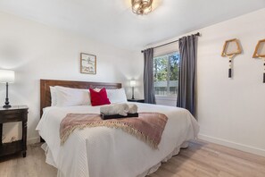 2 chambres, fer et planche à repasser, lit de bébé portatif, Wi-Fi