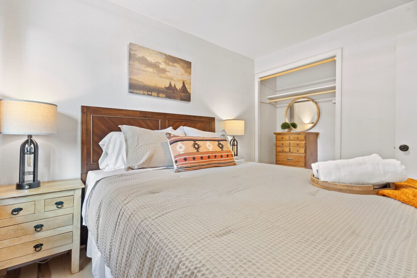 2 chambres, fer et planche à repasser, lit de bébé portatif, Wi-Fi