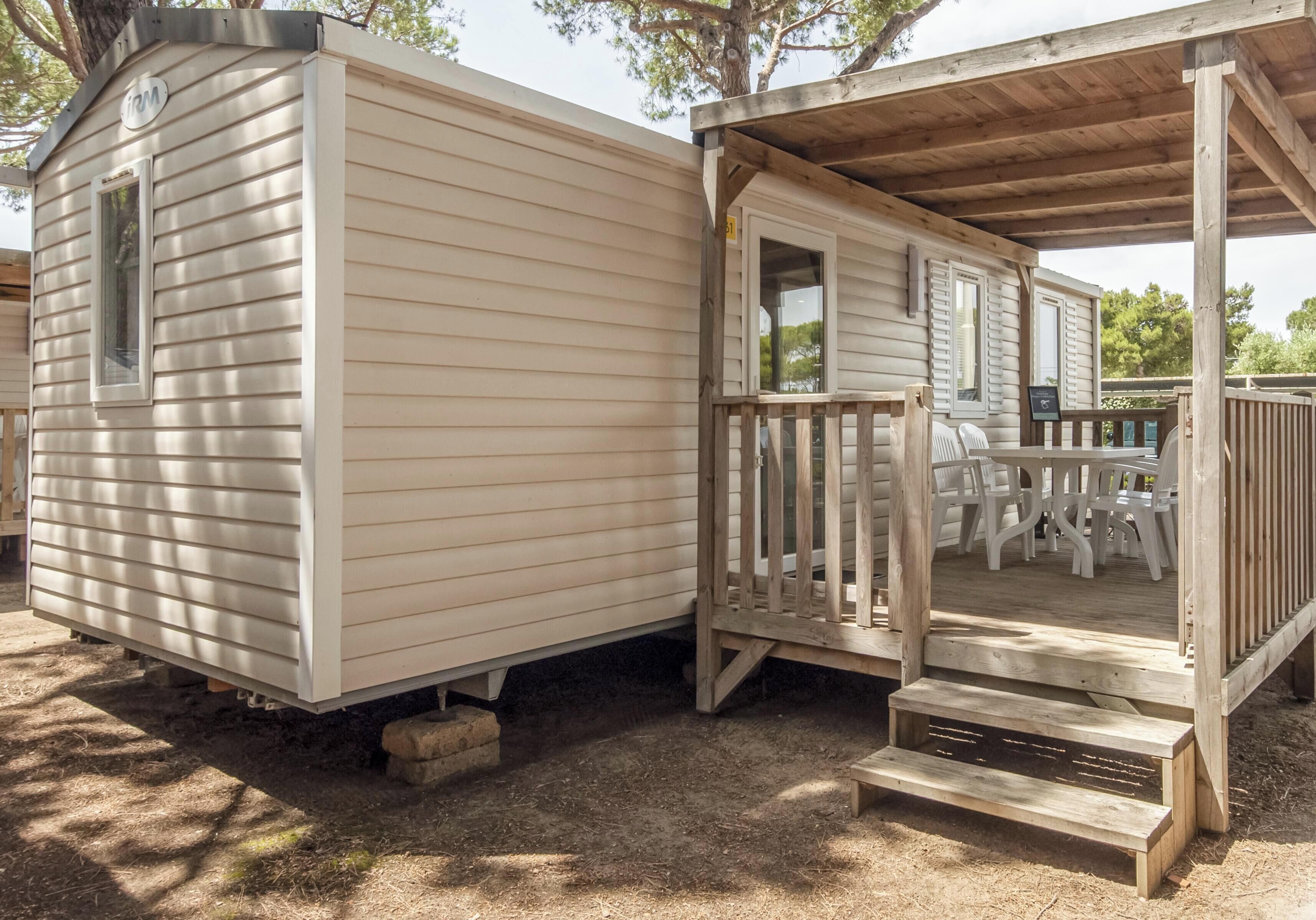 Chalet, patio