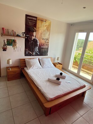 4 sovrum, strykjärn/strykbräda, wi-fi och sängkläder