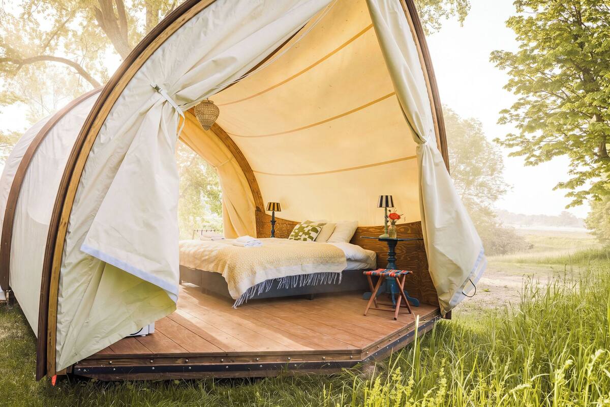 Exclusive Tent, Non Smoking, River View | Individually furnished, free WiFi, bed sheets