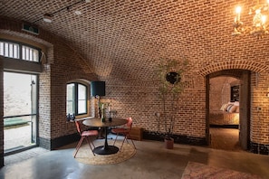 Comfort Apartment | Living area | Flat-screen TV