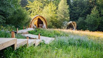 Exclusive Tent, 1 Bedroom, Non Smoking, River View | Cribs/infant beds, free WiFi, bed sheets