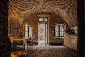Habitació quàdruple | 1 dormitori, bressols, wifi gratuïta i roba de llit
