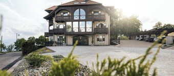 Bella Posta: brand new apartment Allegra  for adventurous families