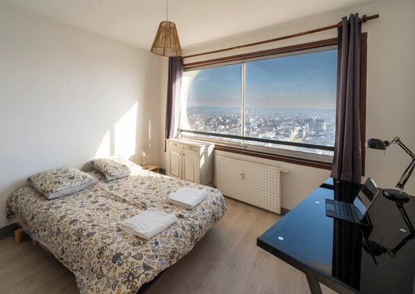 1 bedroom, Internet, bed sheets