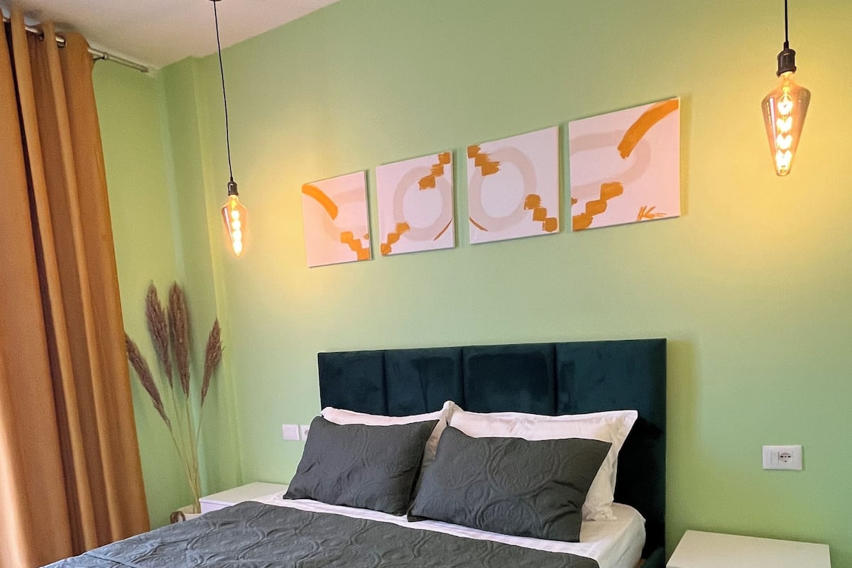 Deluxe Quadruple Room | 1 bedroom, soundproofing, free WiFi, bed sheets