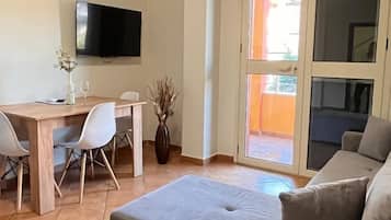 Appartement Confort, 1 chambre, balcon | Coin séjour