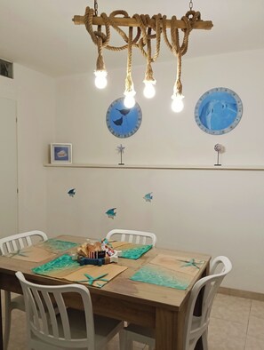 Dining - A Little Dream - in the heart of the city (Catania)
