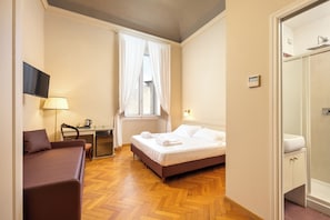 Suite junior | 1 dormitorio, caja fuerte, escritorio y wifi gratis