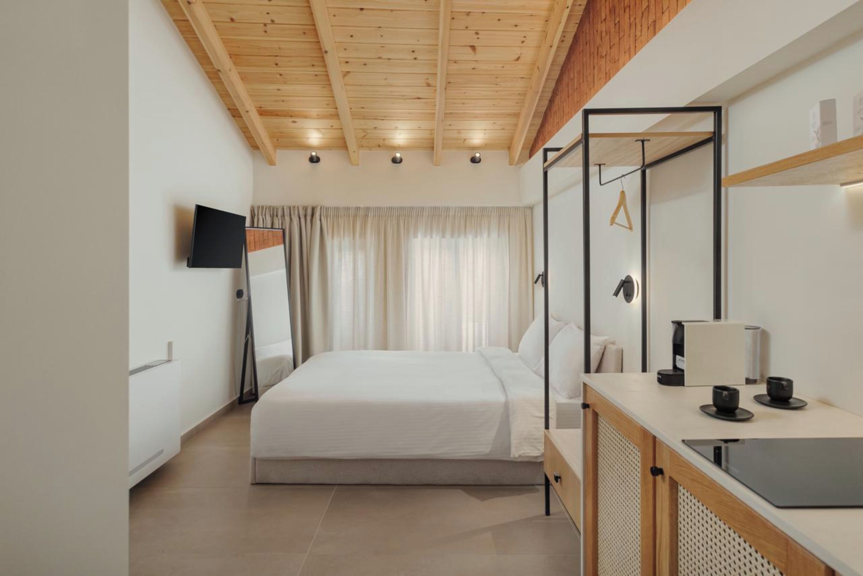 Superior Double Room (22) | In-room safe, soundproofing, free WiFi