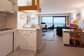 Apartment | Private kitchen - Apartment in Middelkerke With Sea View (Middelkerke)