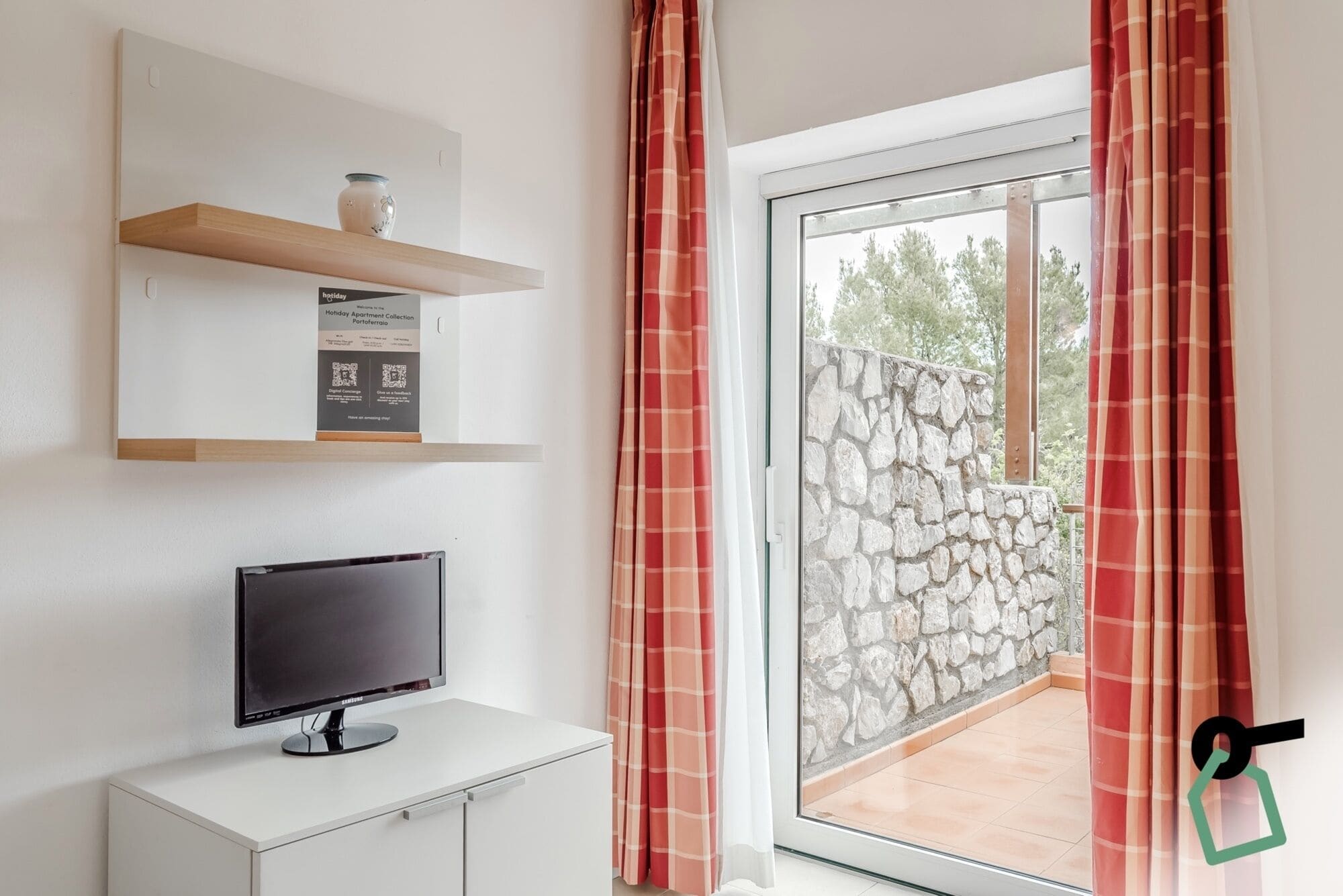 Apartment, Balcony | Desk, cribs/infant beds, free WiFi, bed sheets