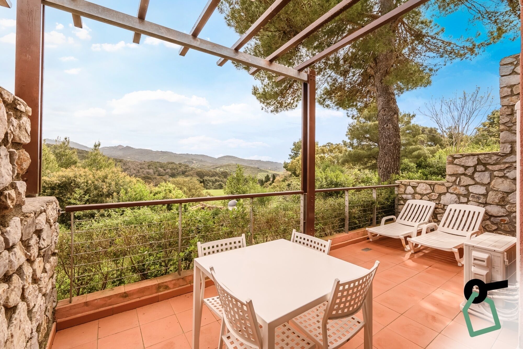 アパートメント バルコニー | バルコニー