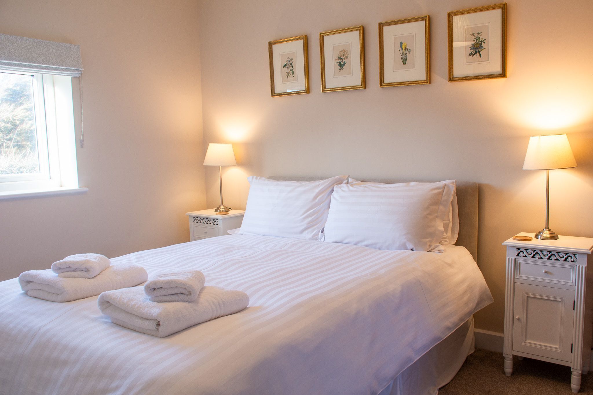 4 slaapkamers, een strijkplank/strijkijzer, wifi, beddengoed