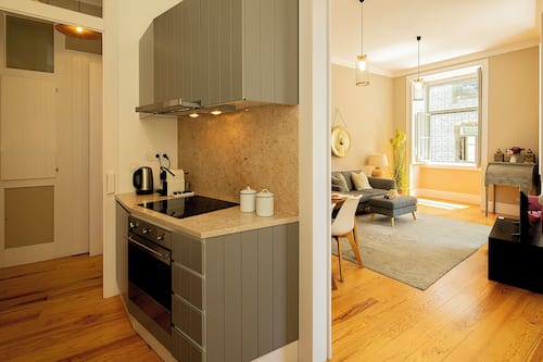 Apartment | Living area | Flat-screen TV