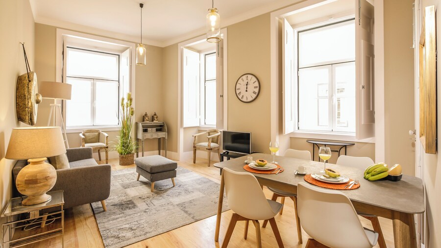 Baixa Apartment by Les Deux Mariettes