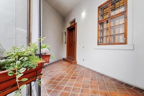 Interior - 2 Bed Flat - Sleeps 6 - Pets - Wifi (Prague)