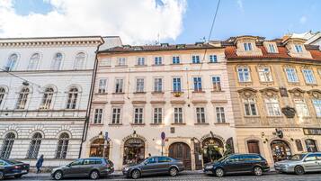 Apartment | Exterior