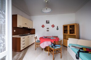 Appartement, 2 chambres, vue jardin | Salle de séjour