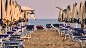 Estudio, balcón | Playa