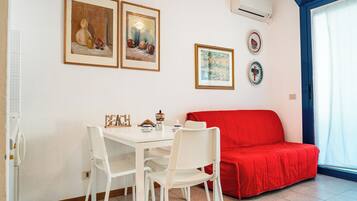 Studio, Multiple Bedrooms, Balcony, City View | 1 bedroom