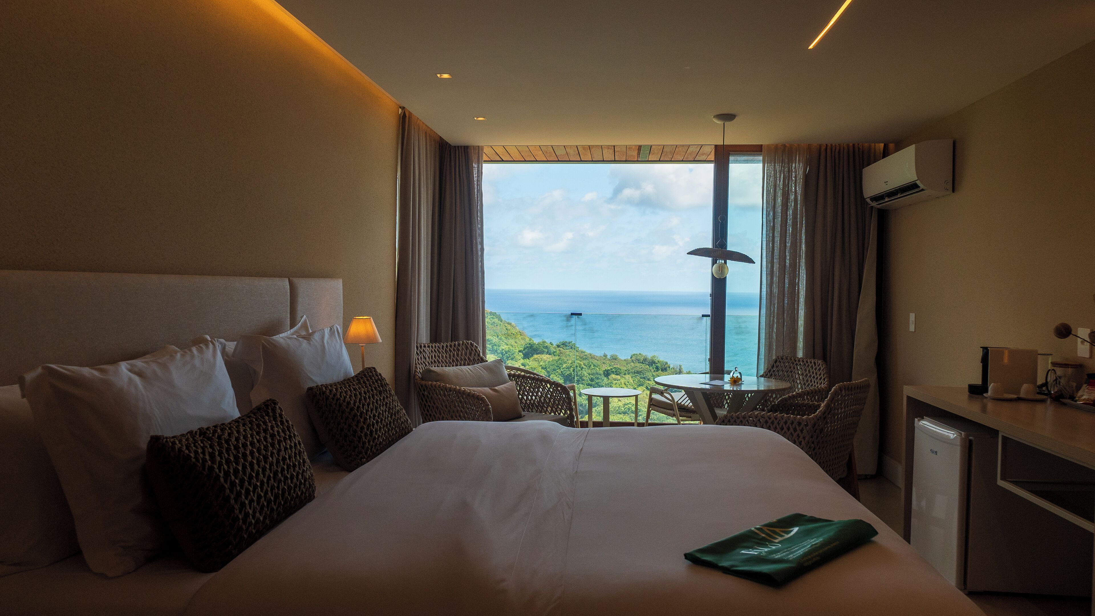 1 habitación y caja de seguridad en la habitación 