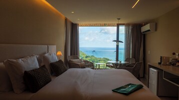 1 habitación y caja de seguridad en la habitación 