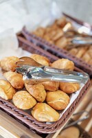 Desayuno buffet incluido todos los días 