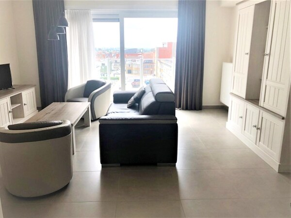 Duplex In Middelkerke Near Sea Wall & Center - Middelkerke