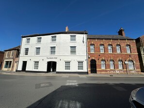 Miscellaneous - The Abbots Hotel (Selby)