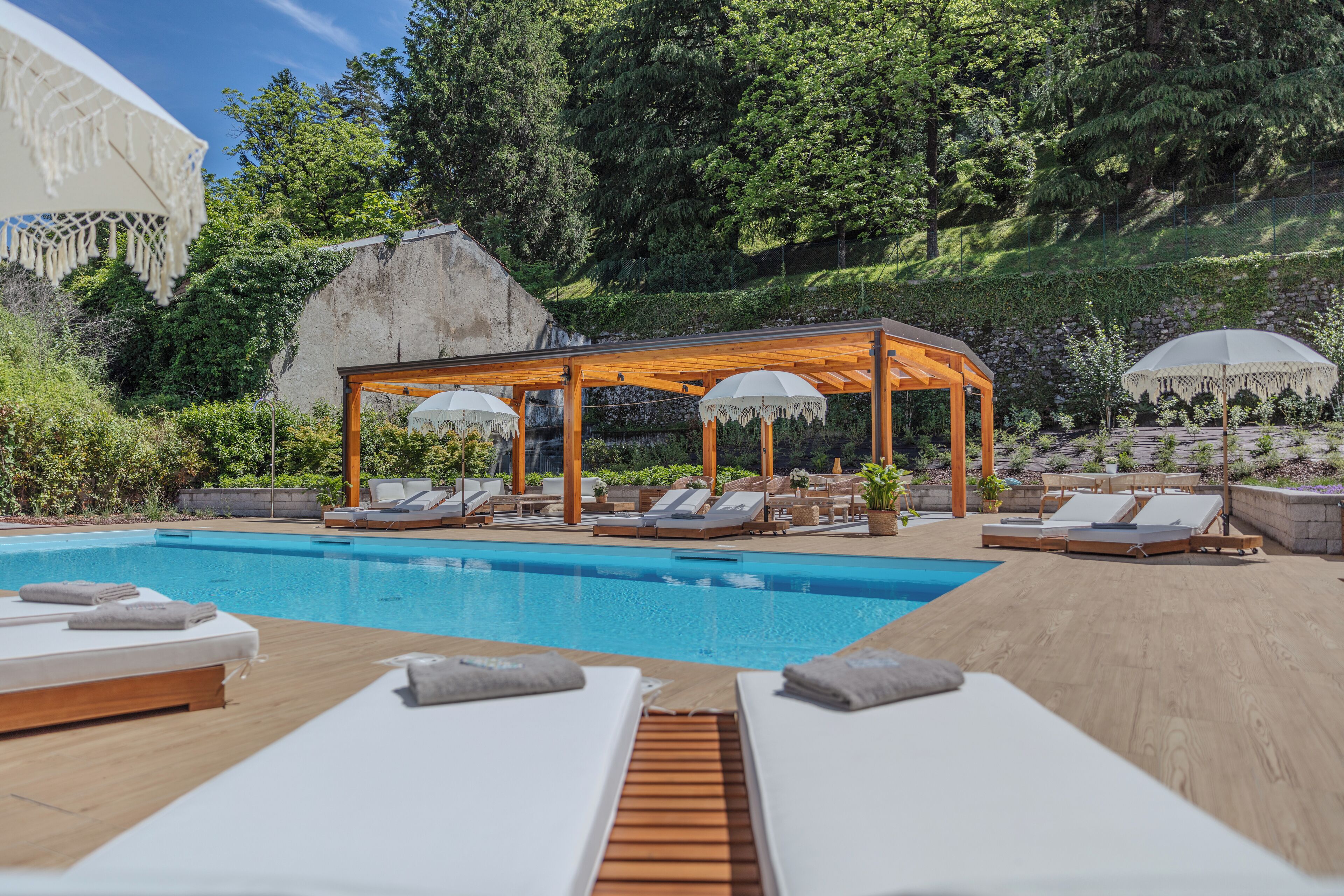 Seasonal outdoor pool