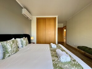 1 Schlafzimmer, Bügeleisen/Bügelbrett, kostenloses WLAN, Bettwäsche
