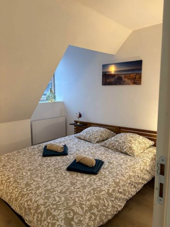 1 bedroom, WiFi, bed sheets