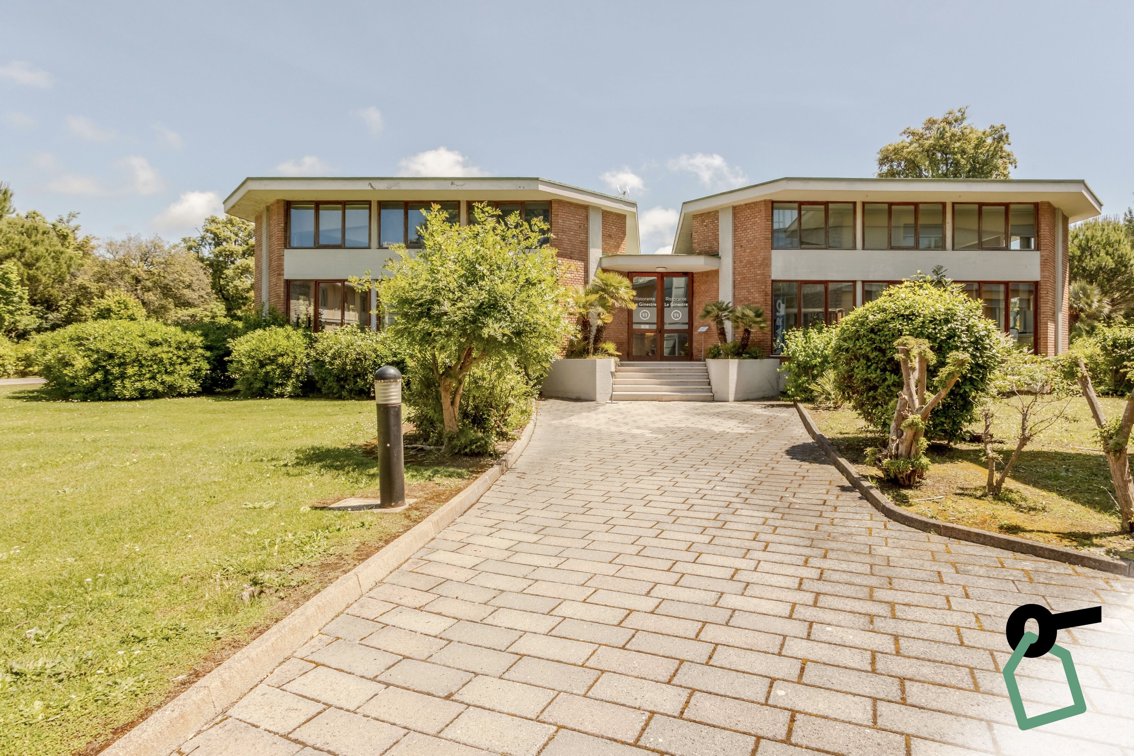 Facciata della struttura