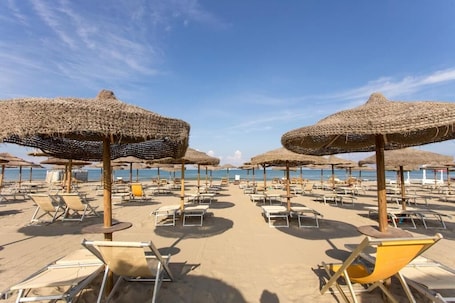Beach. Hotiday Room Collection - Calambrone