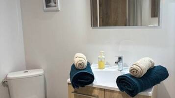 Haartrockner, Handtücher