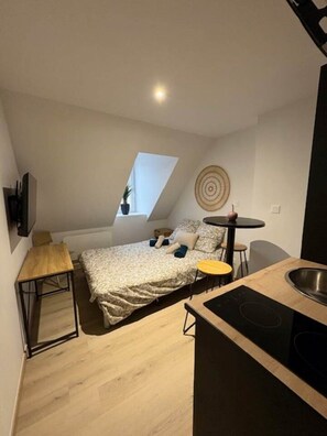 1 bedroom, WiFi, bed sheets - Le - Studio - Louana (Aubusson)
