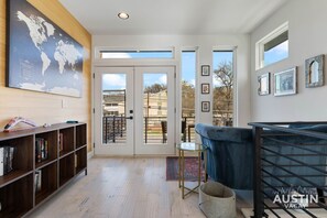 Smart TV, books, computer monitors