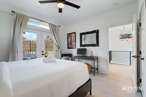 3 habitaciones, escritorio, tabla de planchar con plancha y wifi gratis