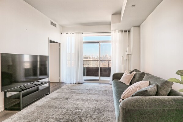 تلفزيون ذكي، شاشة كمبيوتر، طابعة