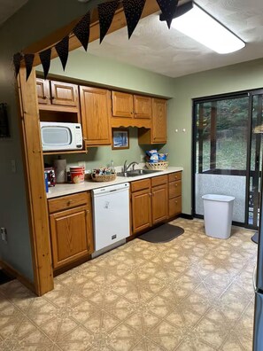 Private kitchen - Adirondack Mountain Escape - Snowmobile Haven! (Old Forge)