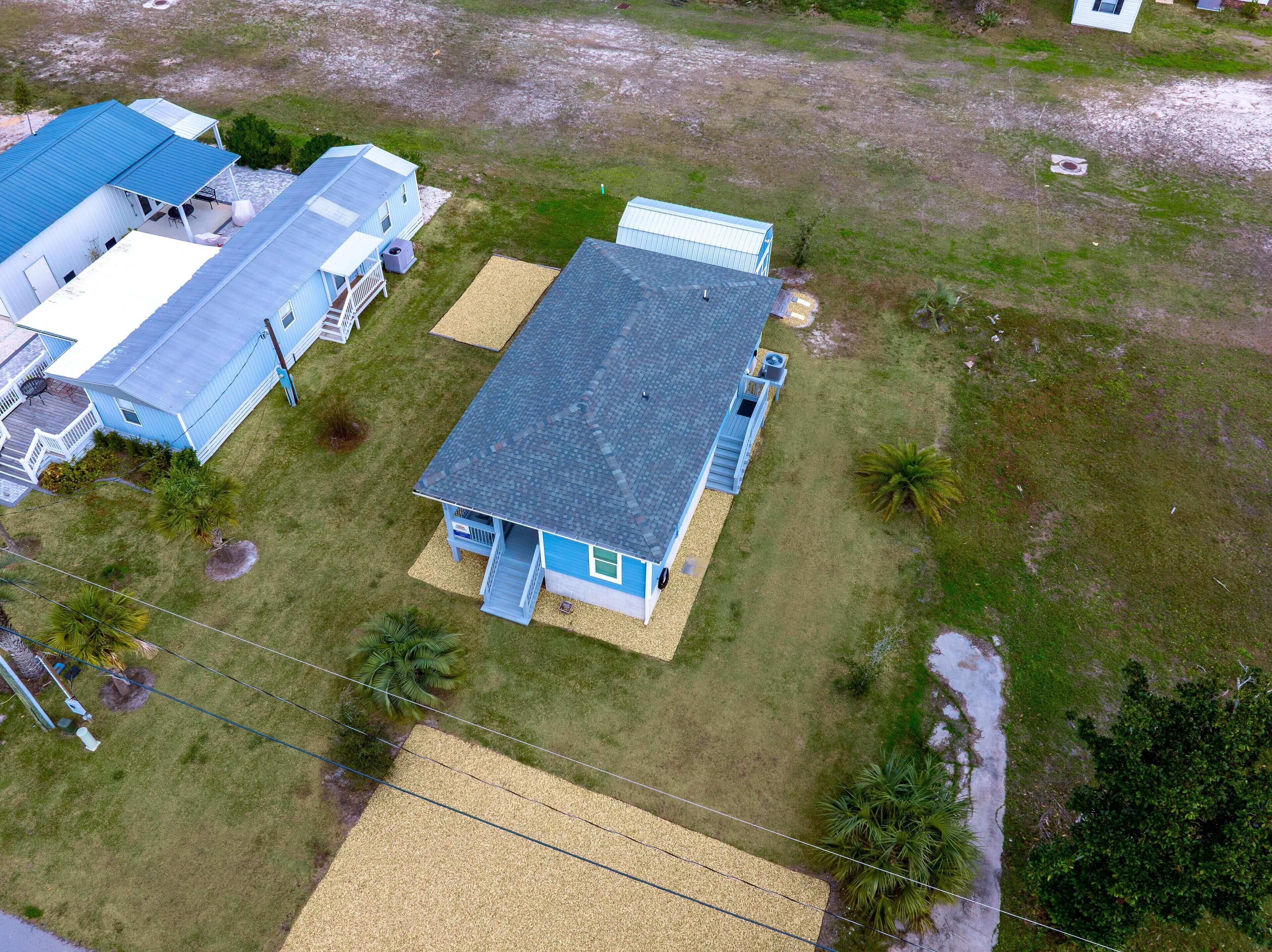 House, 2 Queen Beds (Sea La) | Exterior