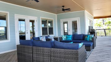 House, 2 Queen Beds (Treetops) | Terrace/patio