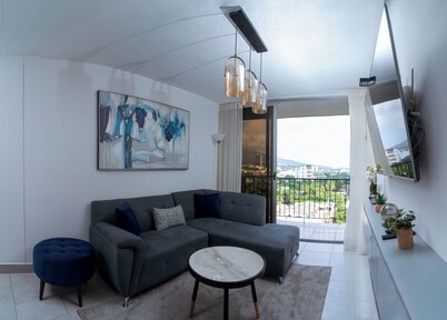 CONDO 9, @ SAN FRANCISCO TOWER.