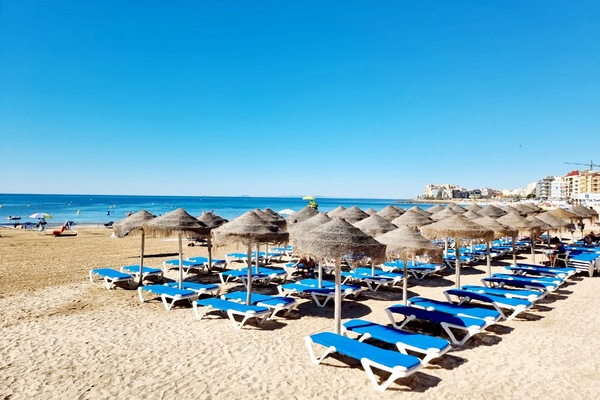 House, 3 Bedrooms, Balcony, Garden View | Beach