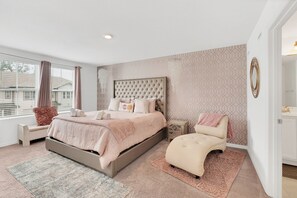 3 間睡房、熨斗/熨衫板、Wi-Fi、床單