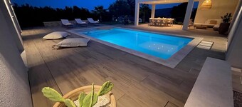 Villa Loura - Villa contemporaine avec piscine